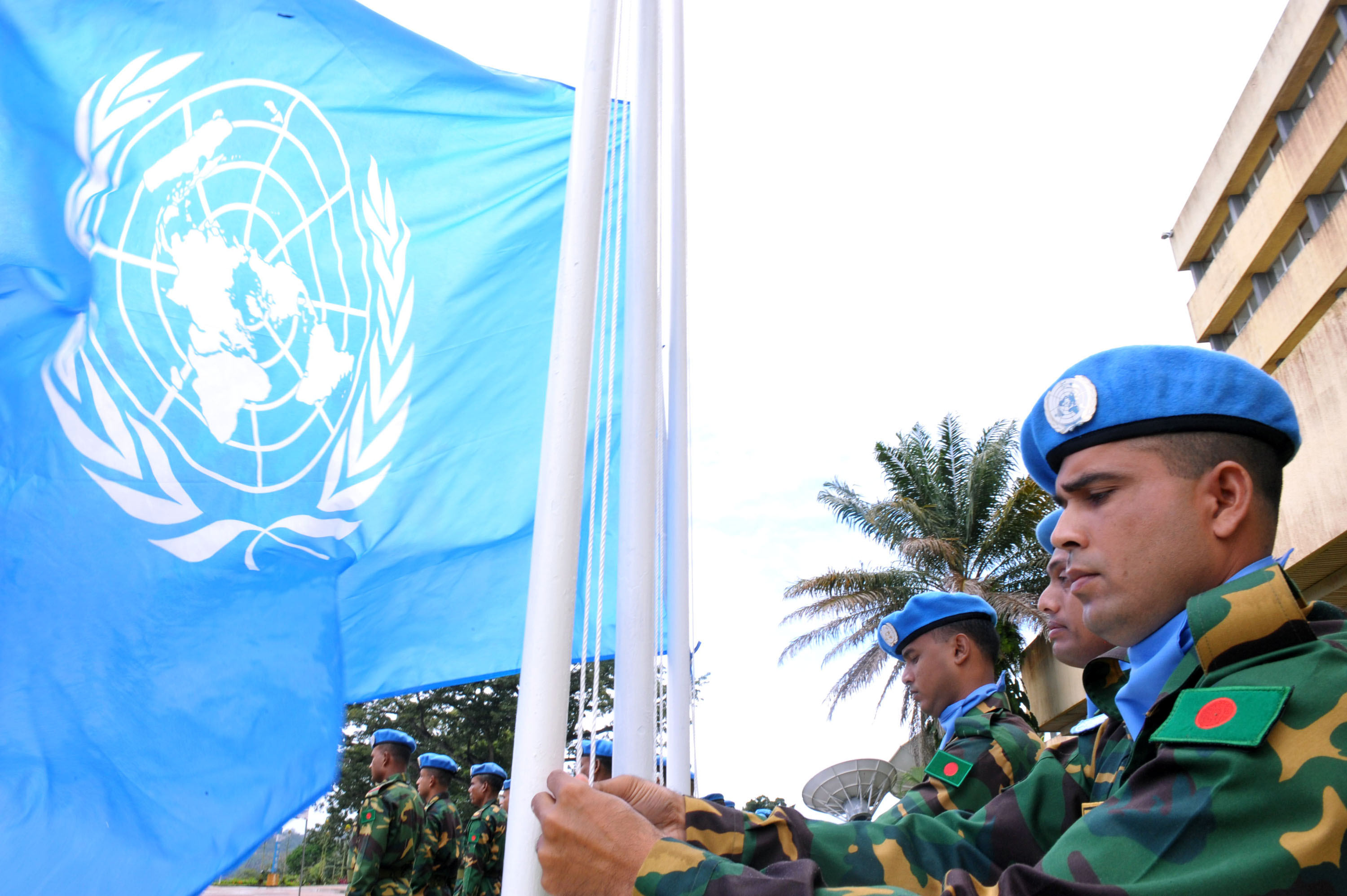 Части оон. Солдаты ООН. ООН peacekeeping. Миротворческие силы ООН. Миротворцы ООН.