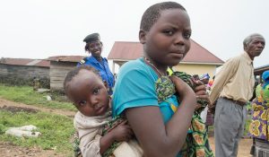Mamma och barn i DR Kongo