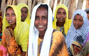 Flickor i Etiopien