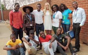 Matilda och vänner i Zimbabwe