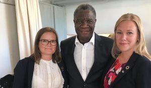 Petra Hallebrant och Annelie Börjesson mötte Denis Mukwege 2018