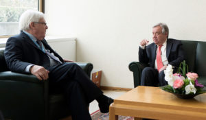 Martin Griffits och Antonio Guterres diskuterar Jemen. Foto: UN PHoto