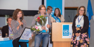 Prisutdelning till Årets FN-ungdom under kongressen 2018. Foto: Jesper Prytz
