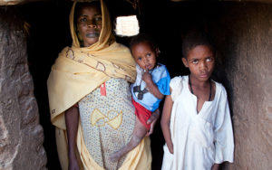 Minskadade pojken Abdurrahim tillsammans med sin familj. Foto: UN Photo