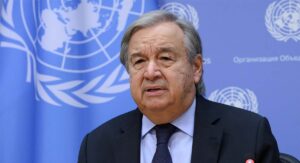 Generalsekreterare António Guterres informerar reportrar om Ryska federationens beslut om annektering av de ukrainska regionerna.